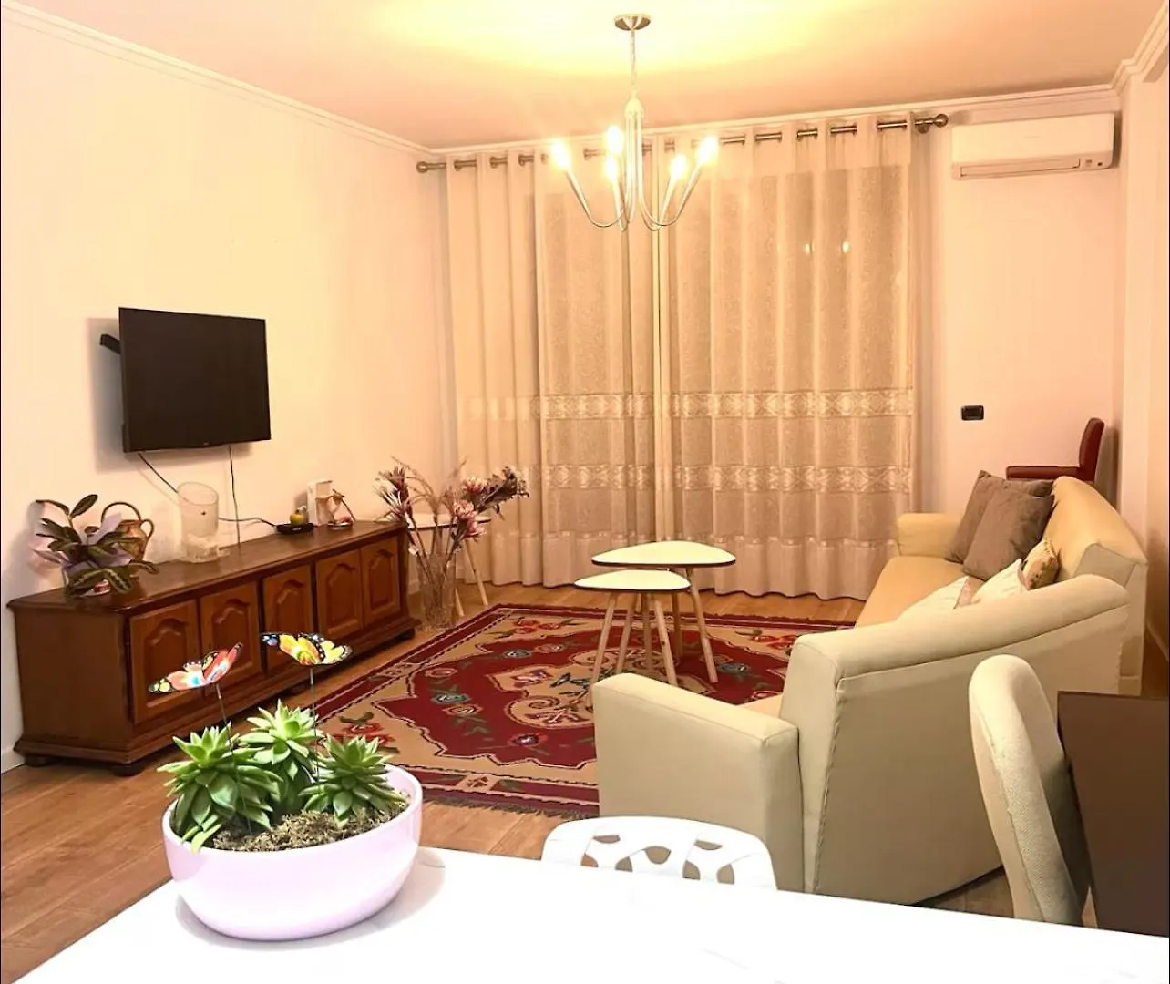 City Center Apartment Tirana 0*,  Albania