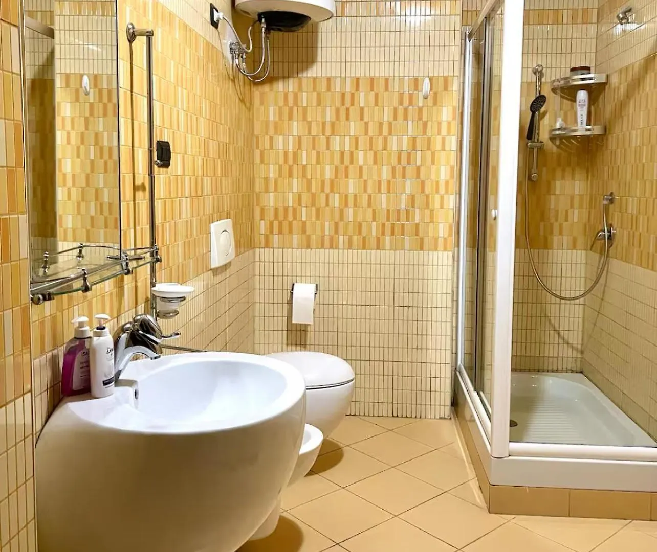 Akuena City Center Apartment Тирана