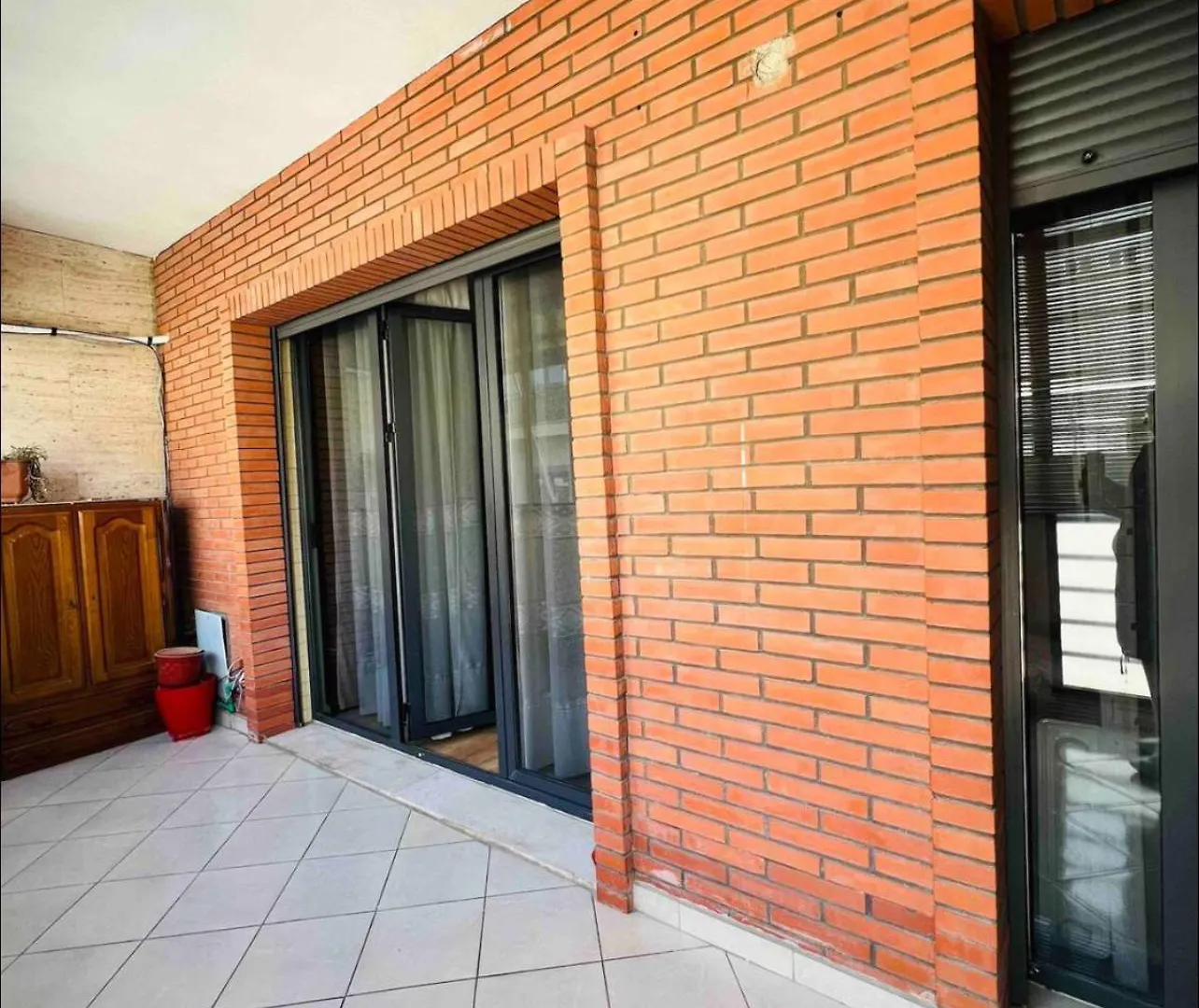 City Center Apartment Tirana 0*,